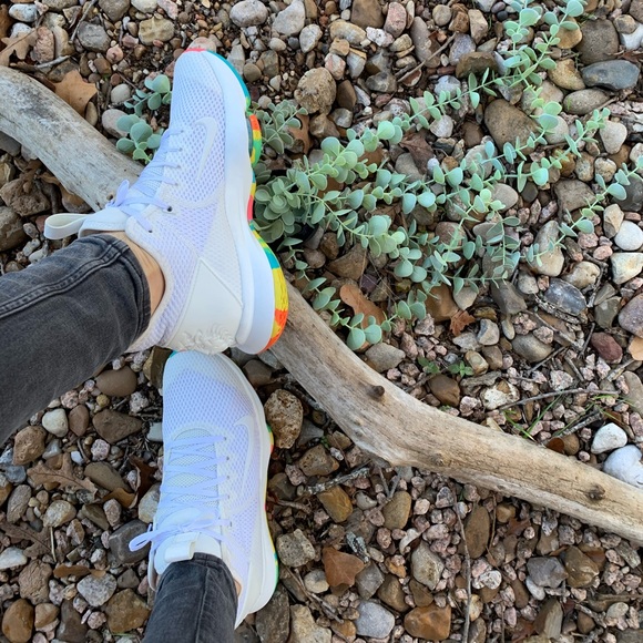 Nike Other - Lebron witness 4